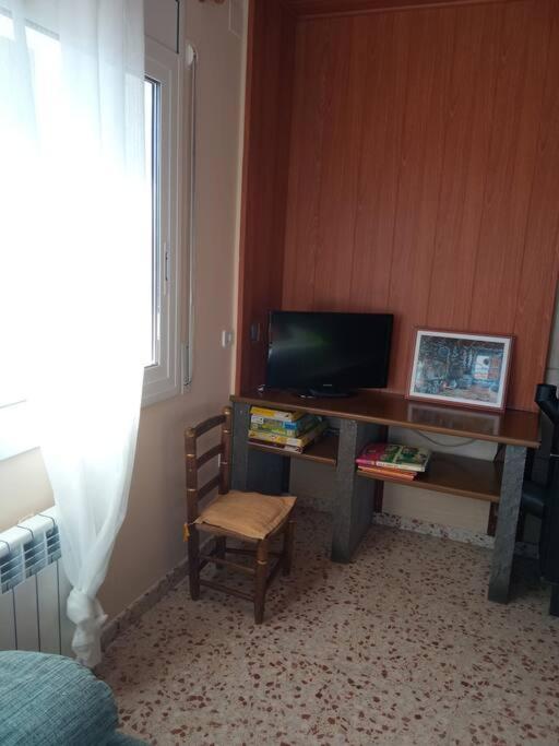 Apartamento-Casa Turistica L'Espigol Сан-Льоренс-де-Моруньс Экстерьер фото